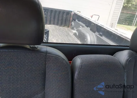 2006 Chevrolet Silverado 1500 Work Truck z USA, uszkodzony, nr VIN 3GCEC14X16G147393